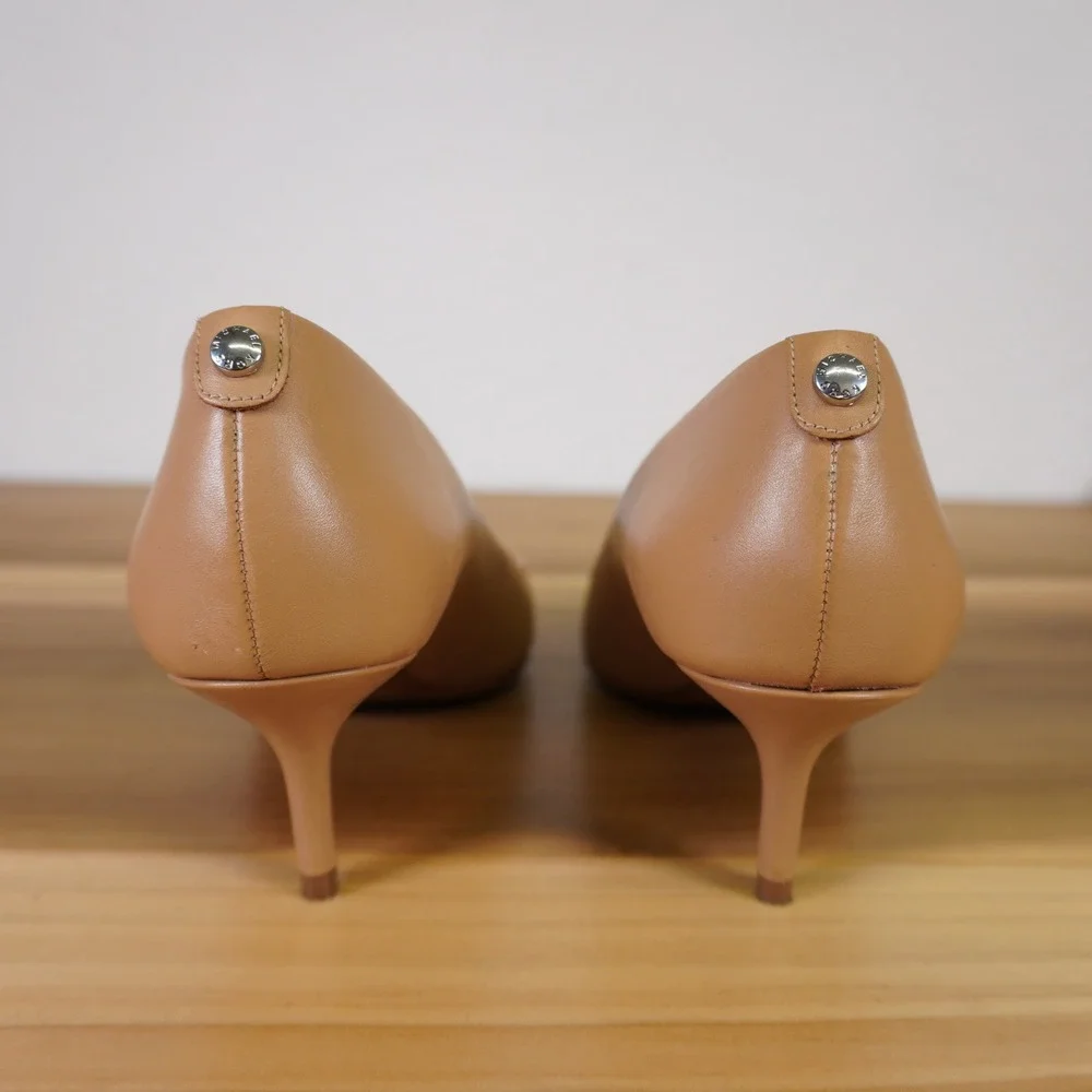 Michael Kors Dorothy Flex Pump Womens 7.5M Tan Leather Kitten Heel Pointed Toe